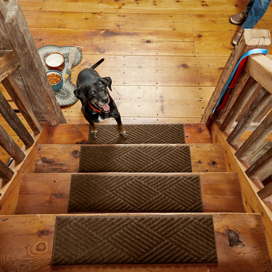 Recycled WaterHog® Diamonds Stair Treads - US 3824